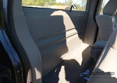 2004 Ford F-150 Stx/Xl/Xlt from USA, damaged, VIN 1FTRF14W04NB43503